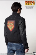 KISS: ARMY Jacket: With Removable Sleeves Image 4